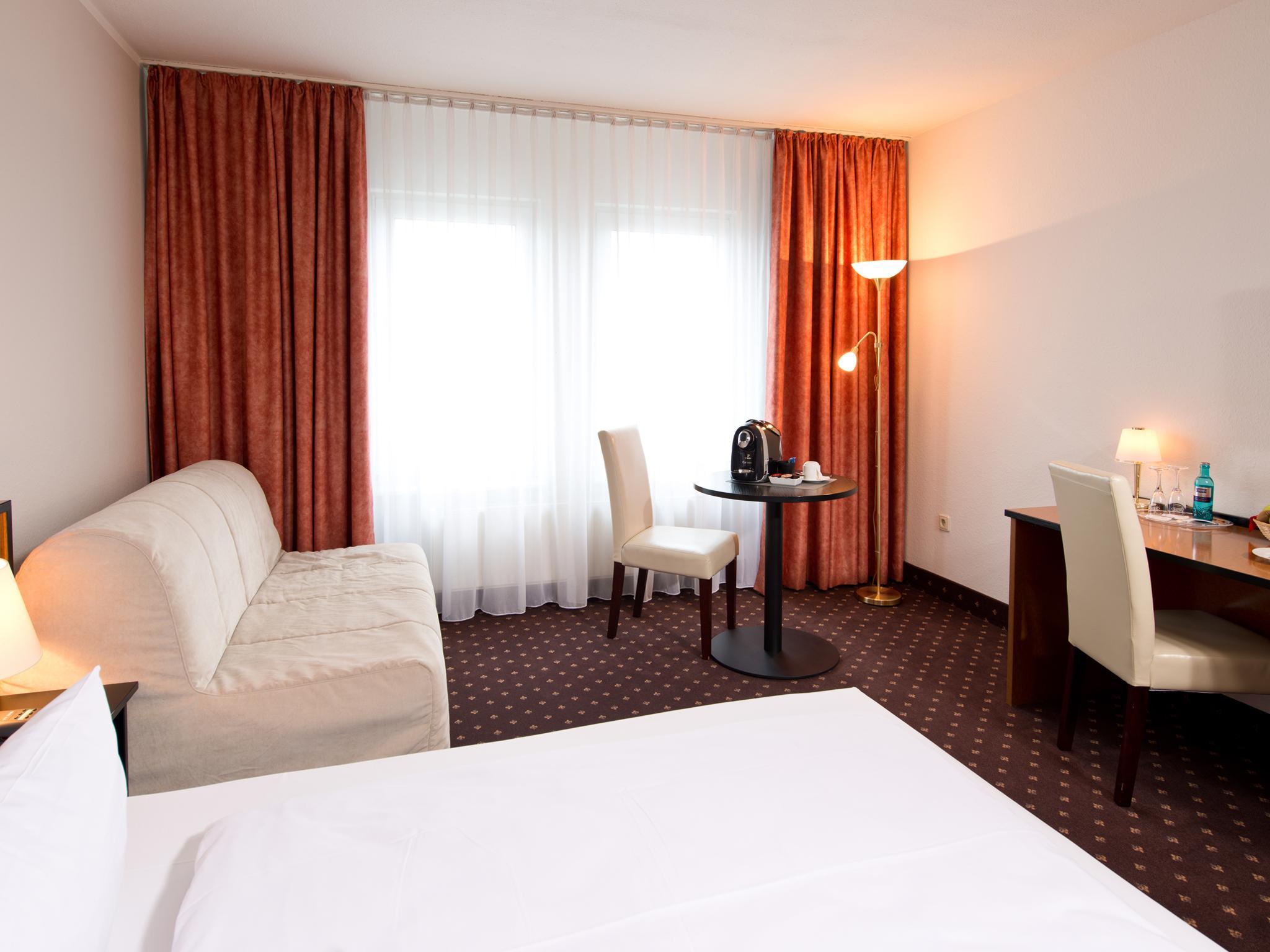 Achat Hotel Hockenheim Luaran gambar