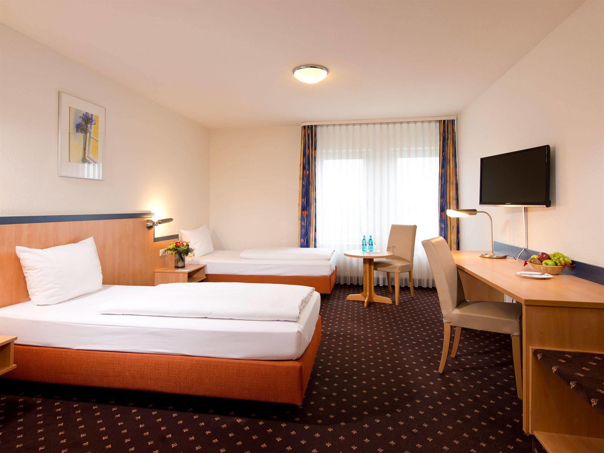 Achat Hotel Hockenheim Luaran gambar
